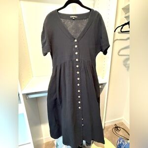Effortless Casual Madewell Black Button-Front Dress